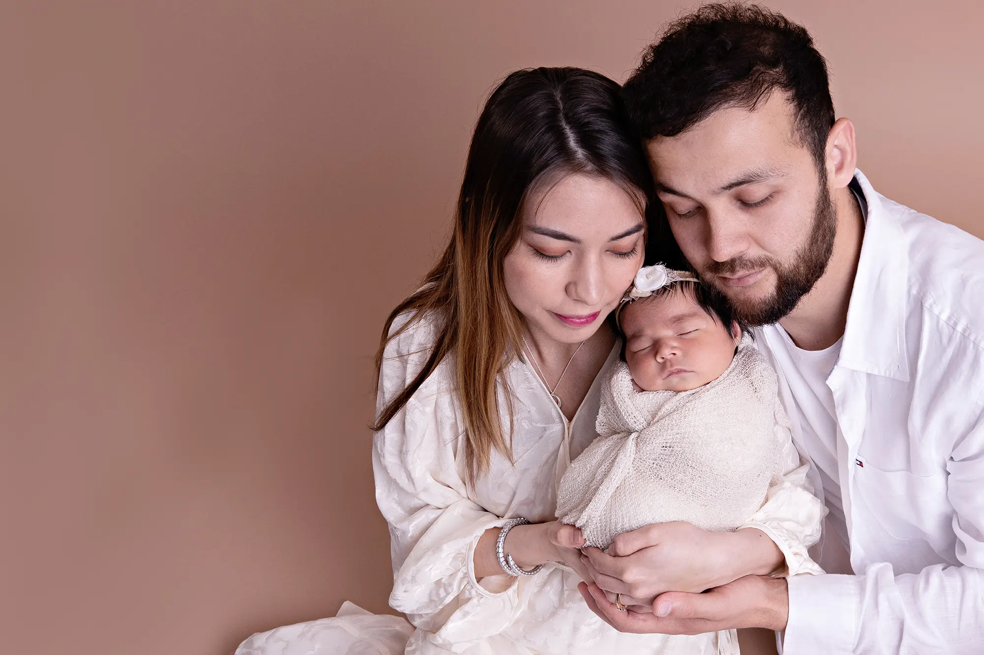 Fun family session with pets at Sky Portraits Studio, Sydney - pet photography