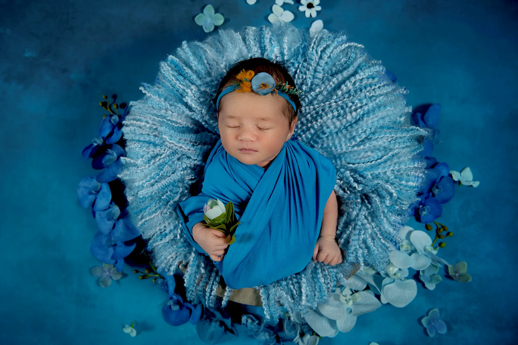 Dreamlike newborn photo with soft pastels at Sky Portraits, St Leonards, Sydney - creative newborn photographer
